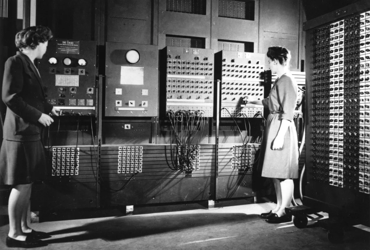 women programming eniac first computer historic photo