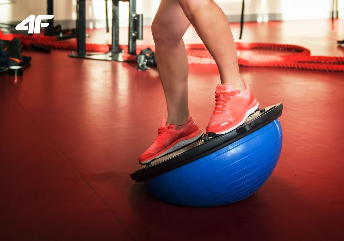 balance exercise for winter sports preparation Czech home