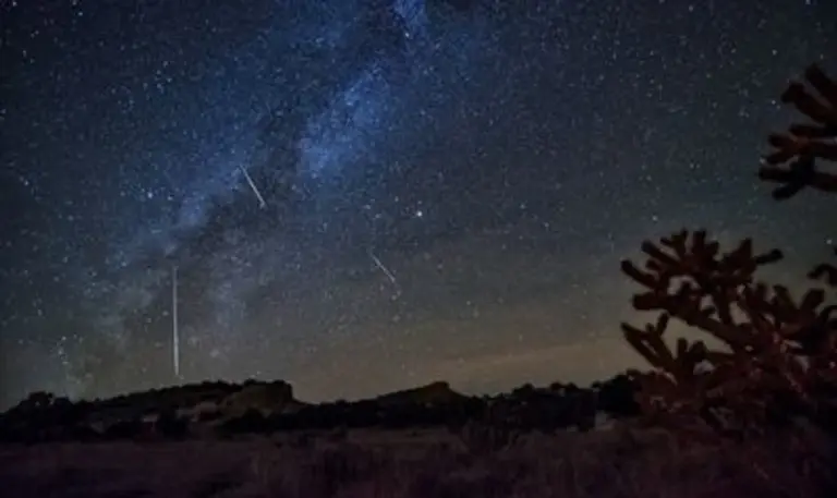 orionids meteor shower over Czech countryside at night