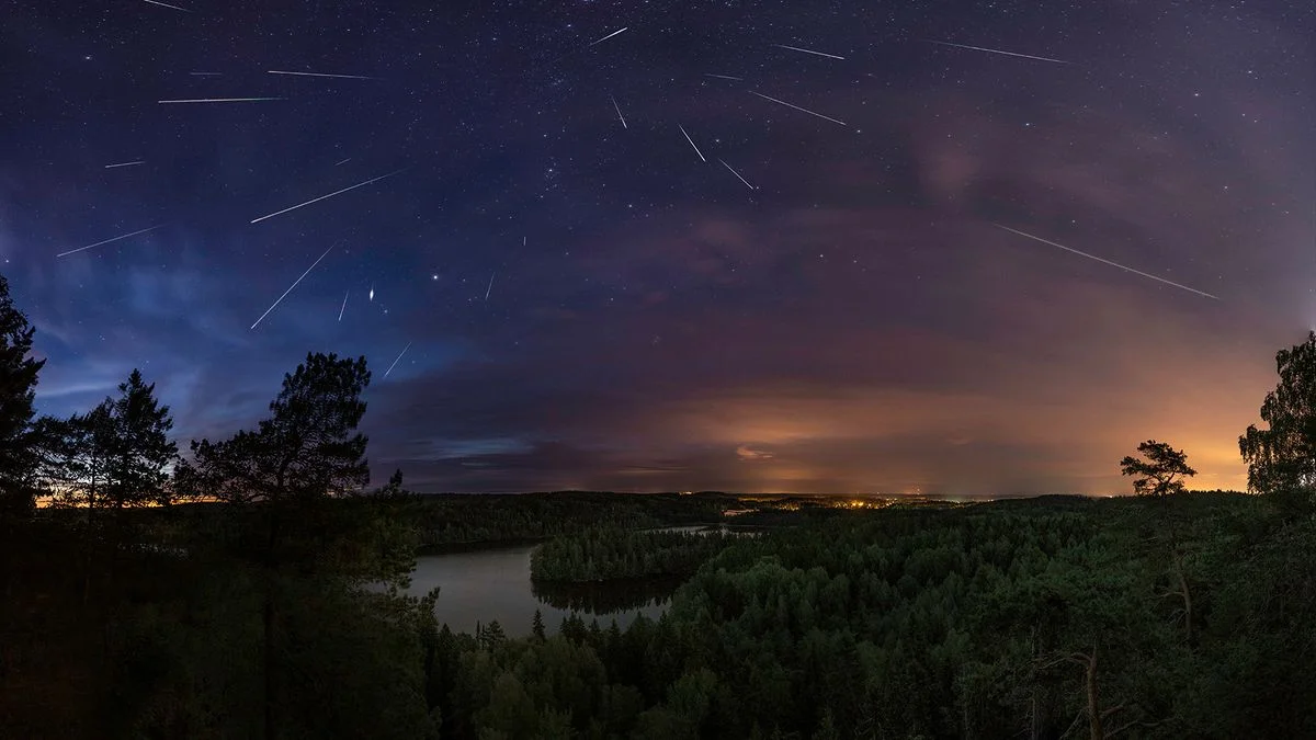 orionid meteor shower night sky czech landscape