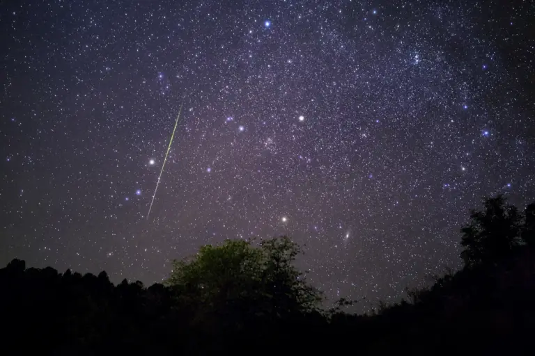 autumn meteor shower night sky czech republic