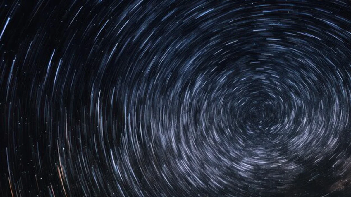 night sky rotation long exposure stars