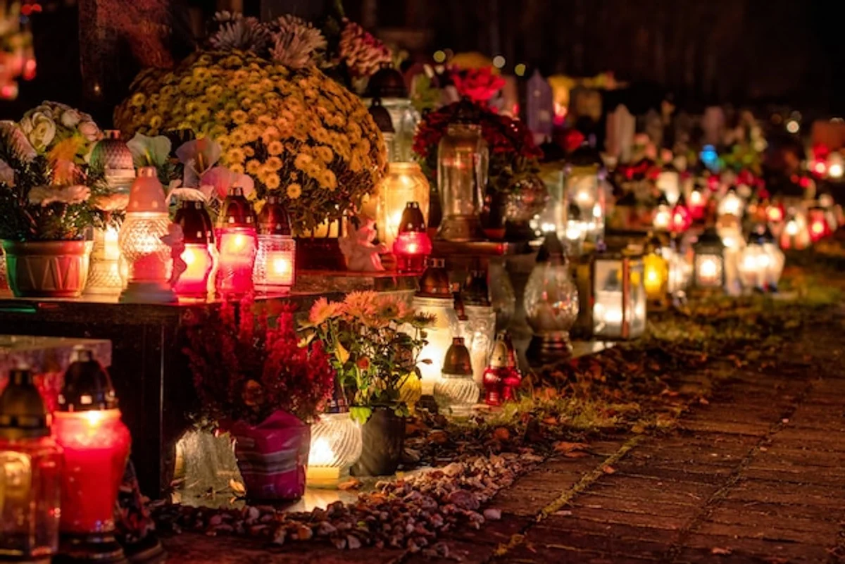czech autumn traditions cemetery candles