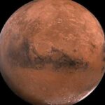 Analyzování časových rozdílů na Marsu a jeho důsledky pro navigaci