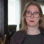 „Mysleli jsme, že umělá inteligence nám pomůže, ne že nás nahradí“: svědectví lidí, kteří přišli o práci kvůli AI