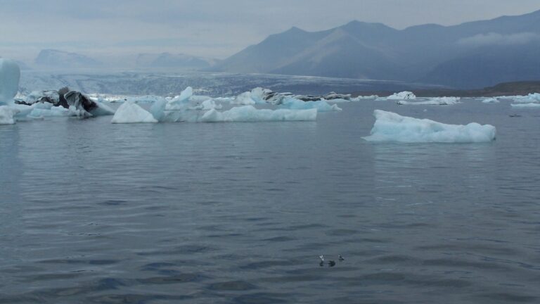 Přesnost předpovědi vzestupu hladiny moře po třiceti letech