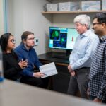 Strojové učení odhaluje, jak neuspořádané oblasti proteinů přispívají k tvorbě kondenzátů způsobujících rakovinu