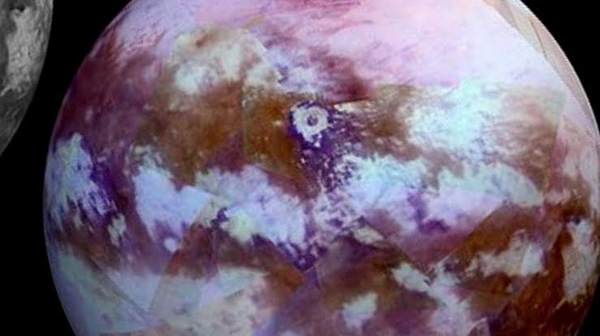 Titán: Největší Měsíc Saturnu a Jeho Možnosti pro Život