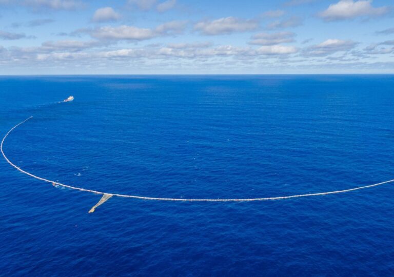 Historický úspěch: The Ocean Cleanup odstraňuje 45 milionů kilogramů odpadu z oceánů