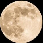 Kdy je úplněk v únoru 2026