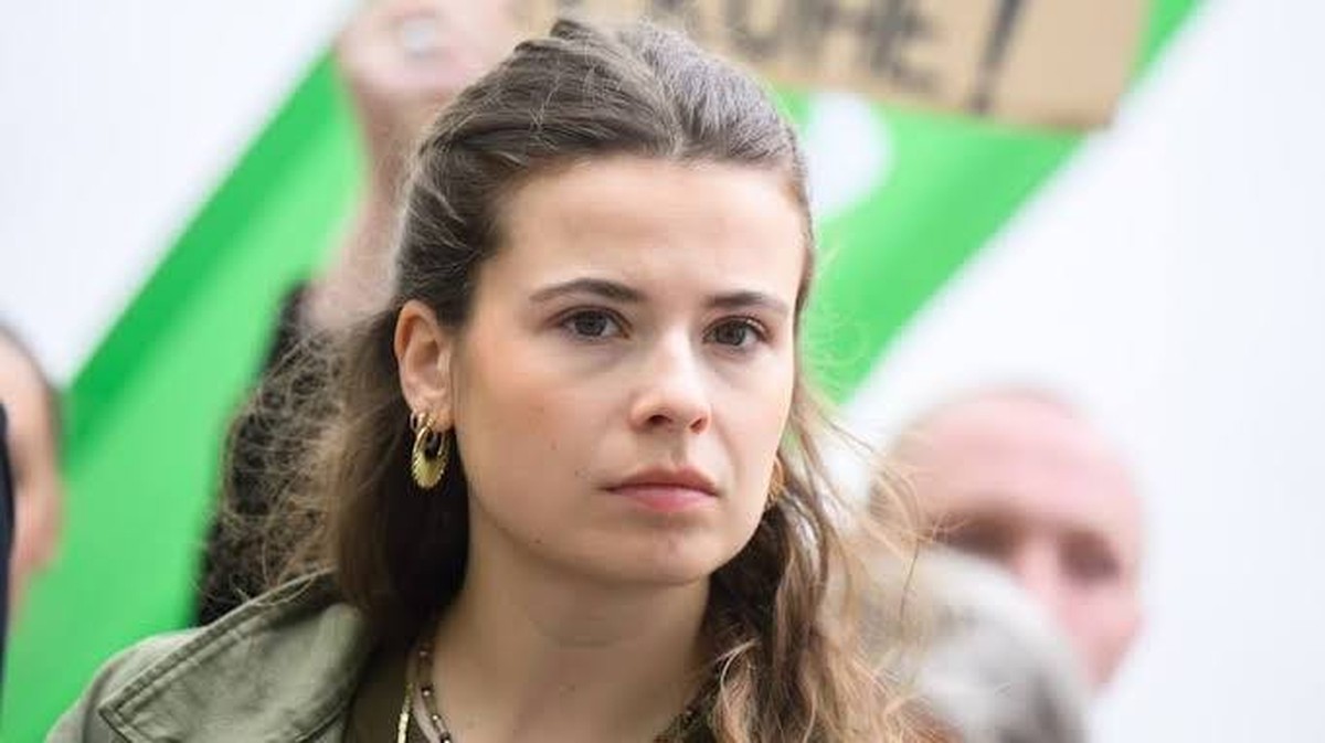 Luisa Neubauer vyučuje živě z Antarktidy – Přes 1000 školních tříd se registrovalo