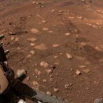 Nové důkazy o vodě a dešti na Marsu díky roveru Perseverance