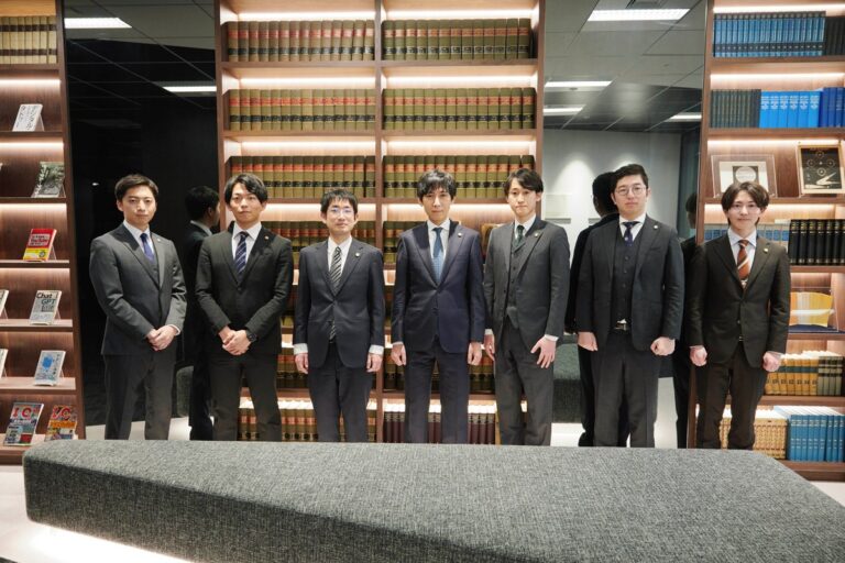 Posílení struktury AI právního týmu kanceláře Monolith pro rozvoj firemních směrnic k AI