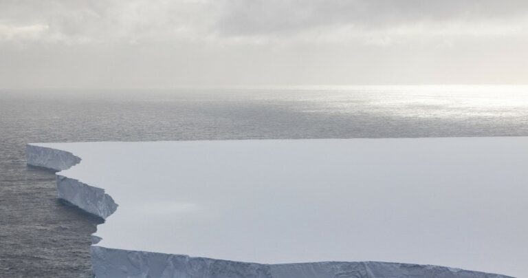 Povstání bazénu většího než Varšava: Konec rekordní kry za A23a