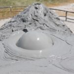 Účinky geologických procesů v Přírodní rezervaci Salse di Nirano