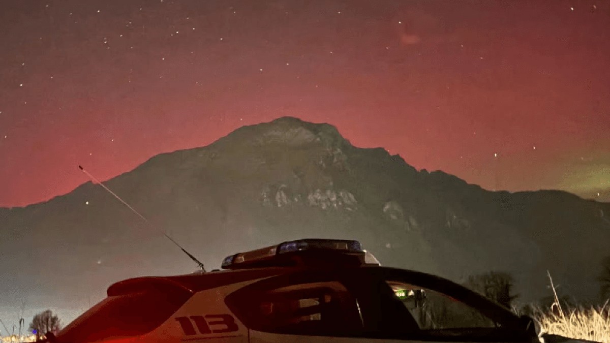 Úžasná podívaná: Polární záře nad Bellunem